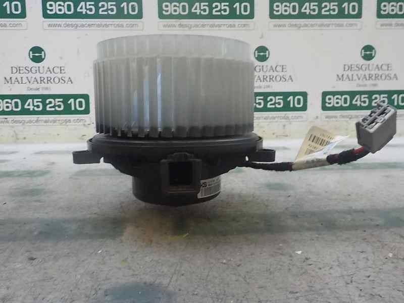 Recambio de motor calefaccion para opel insignia berlina 2.0 16v cdti referencia OEM IAM 13263279  