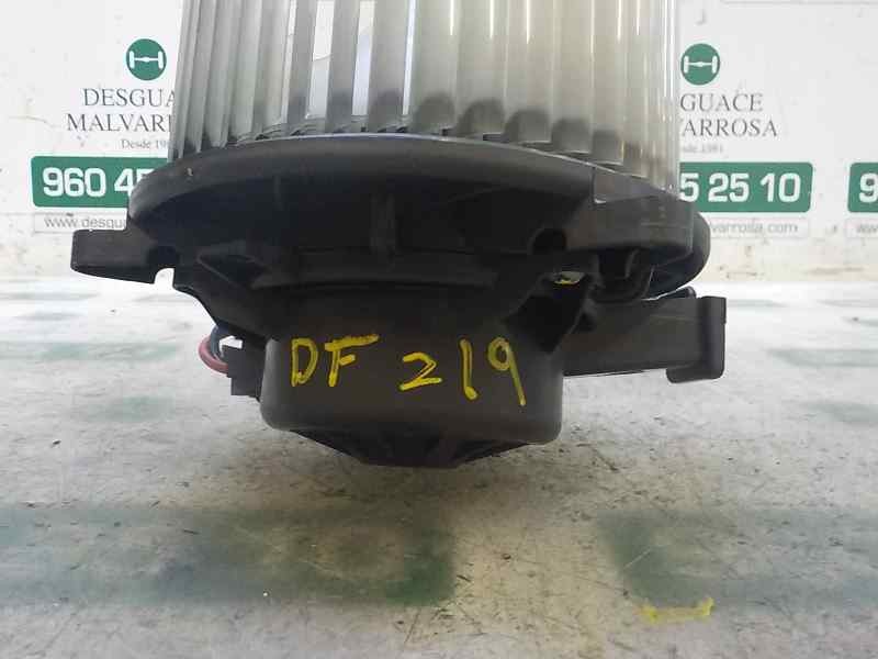 Recambio de motor calefaccion para opel insignia berlina 2.0 16v cdti referencia OEM IAM 13263279  