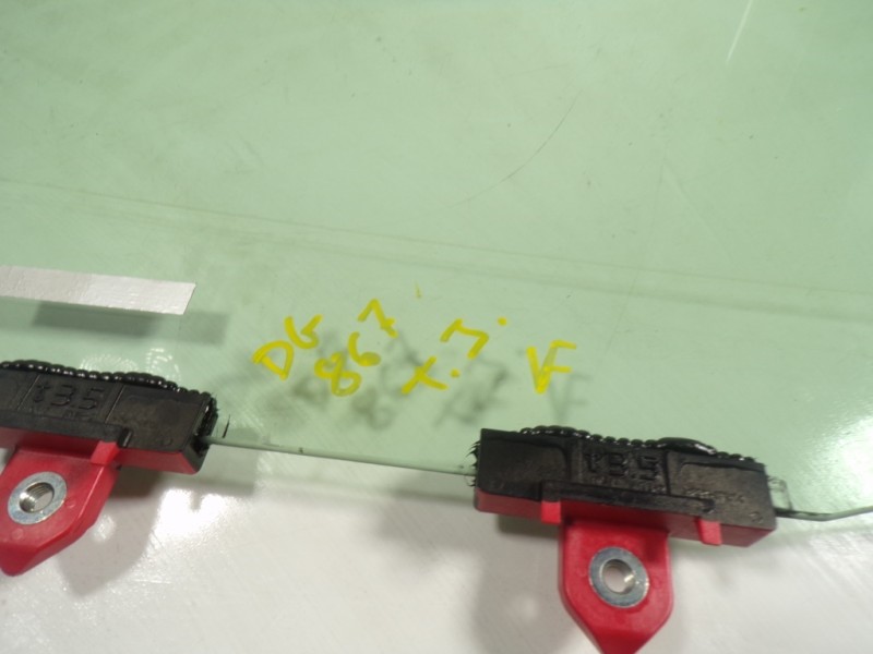 Recambio de cristal puerta trasero izquierdo para lexus ux (za10) 250h referencia OEM IAM 6810476041  