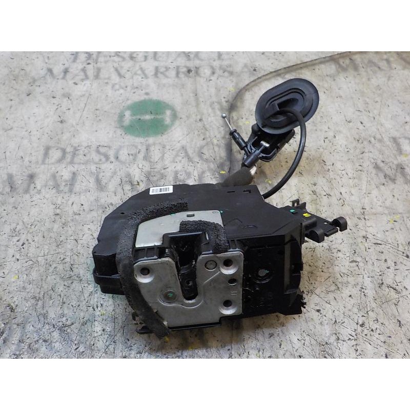 Recambio de cerradura puerta trasera izquierda para renault fluence dynamique referencia OEM IAM 825030019R  