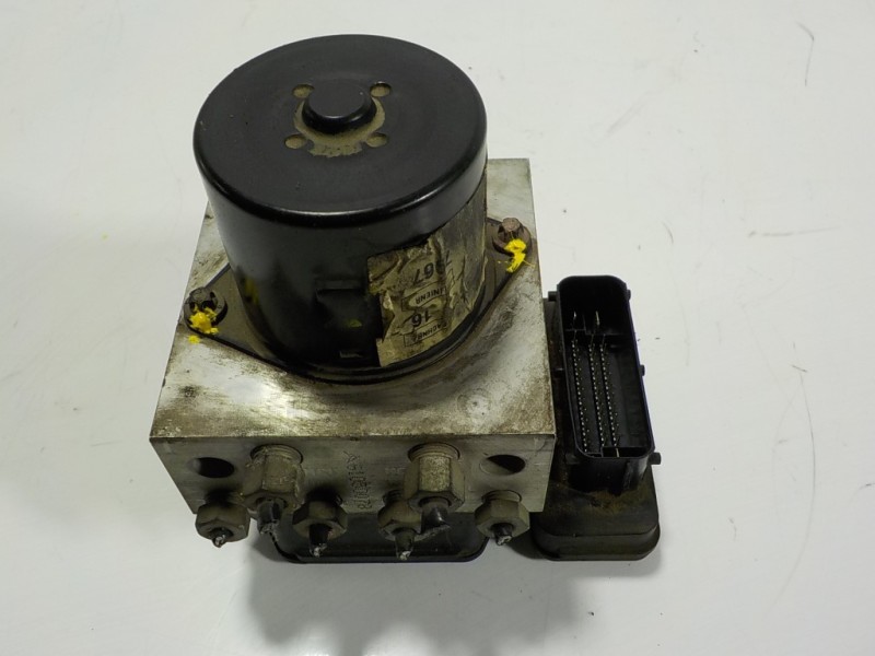 Recambio de abs para opel insignia berlina 2.0 16v cdti referencia OEM IAM 22757652 22757649 