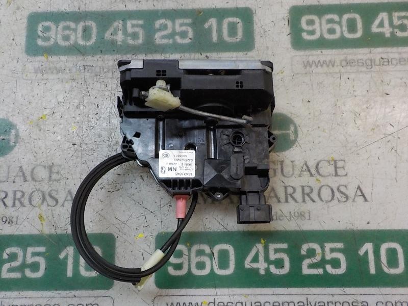Recambio de cerradura puerta trasera derecha para opel corsa e selective referencia OEM IAM 13431845 13431845 