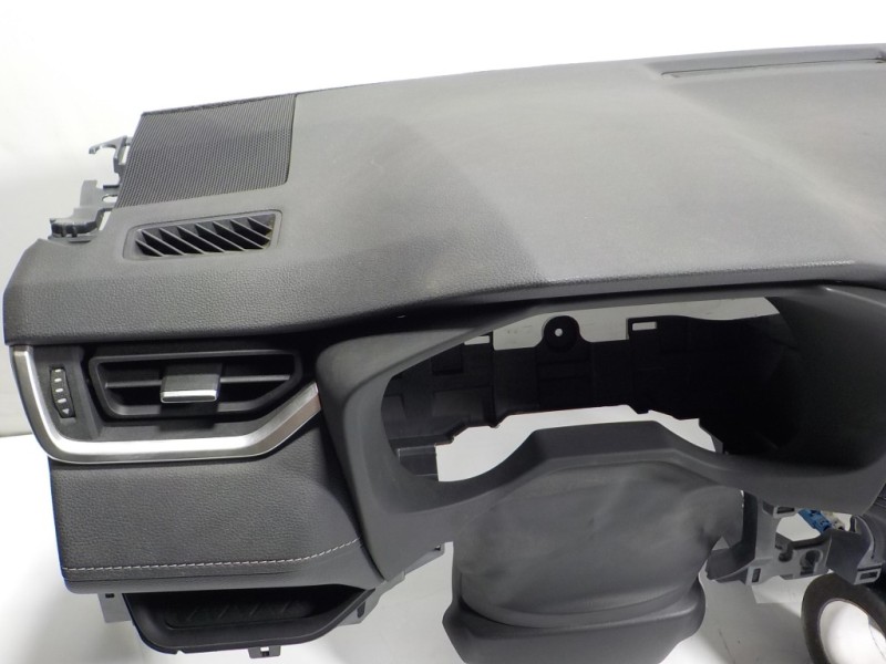 Recambio de salpicadero para toyota rav4 hybrid 4x2 advance referencia OEM IAM 554014201020  TG17B02001