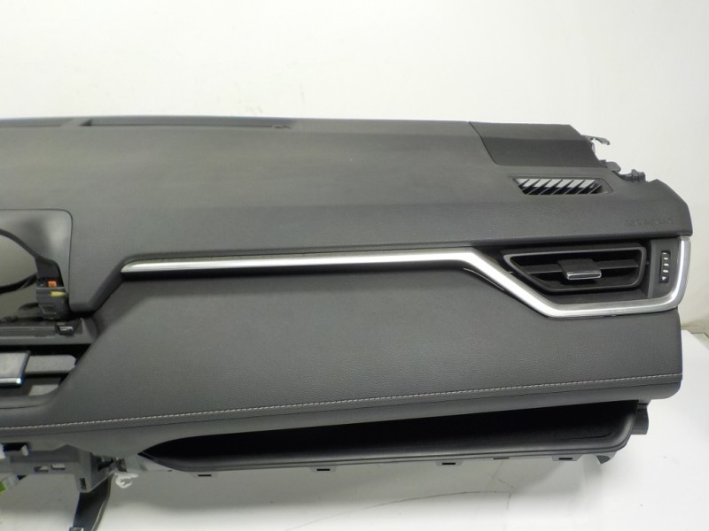 Recambio de salpicadero para toyota rav4 hybrid 4x2 advance referencia OEM IAM 554014201020  TG17B02001