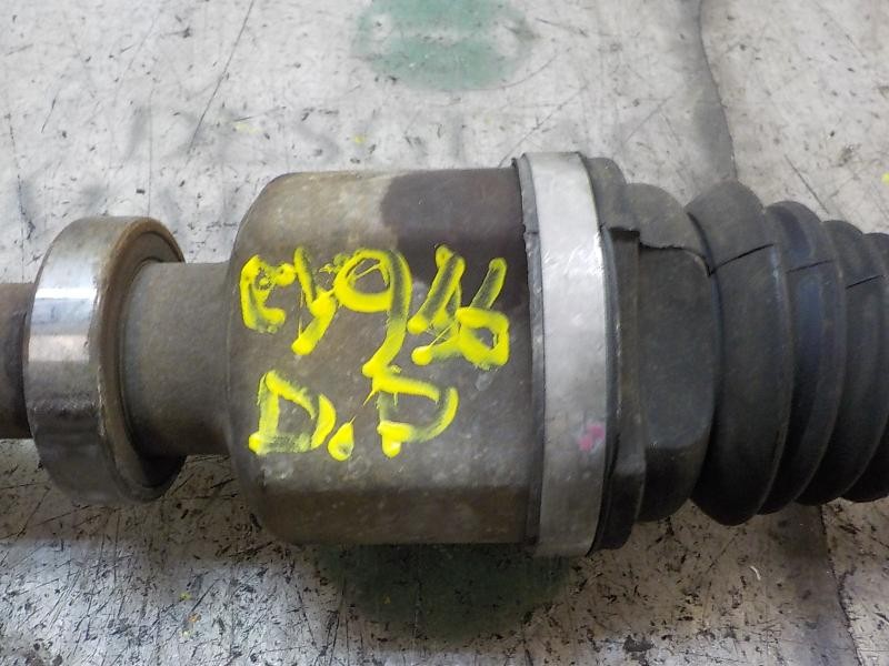 Recambio de transmision derecha para renault clio iii 1.5 dci diesel referencia OEM IAM 8200618111  