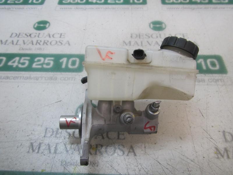 Recambio de bomba freno para dacia sandero stepway referencia OEM IAM 460111938R  