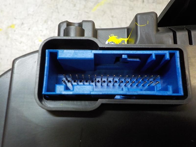 Recambio de cuadro instrumentos para opel corsa e selective referencia OEM IAM 39022769 39022769 