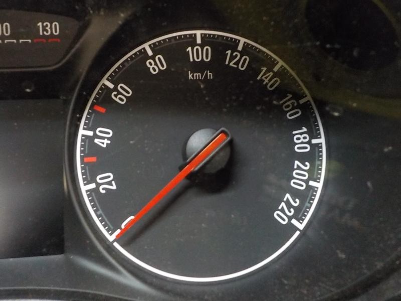 Recambio de cuadro instrumentos para opel corsa e selective referencia OEM IAM 39022769 39022769 