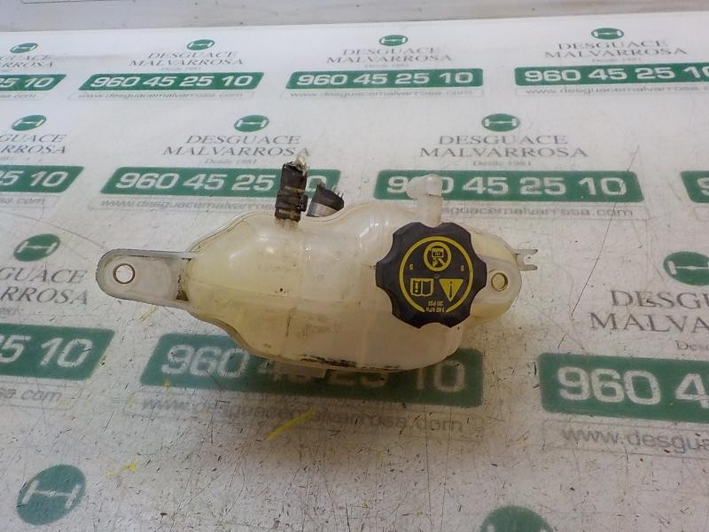Recambio de deposito expansion para opel corsa e selective referencia OEM IAM 13424539  