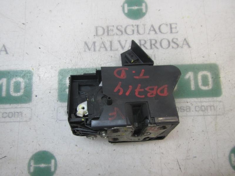 Recambio de cerradura puerta trasera derecha para dacia sandero stepway referencia OEM IAM 825022281R  