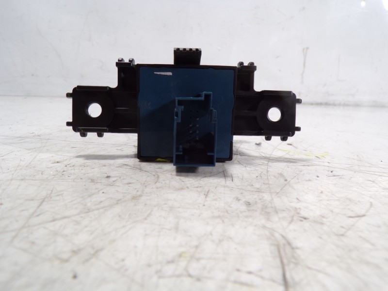 Recambio de palanca freno de mano para peugeot 508 gt referencia OEM IAM 470707  