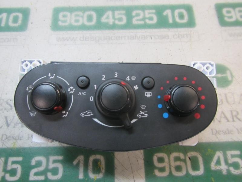 Recambio de mando calefaccion / aire acondicionado para dacia sandero stepway referencia OEM IAM 275102986R A42303400 A42303400