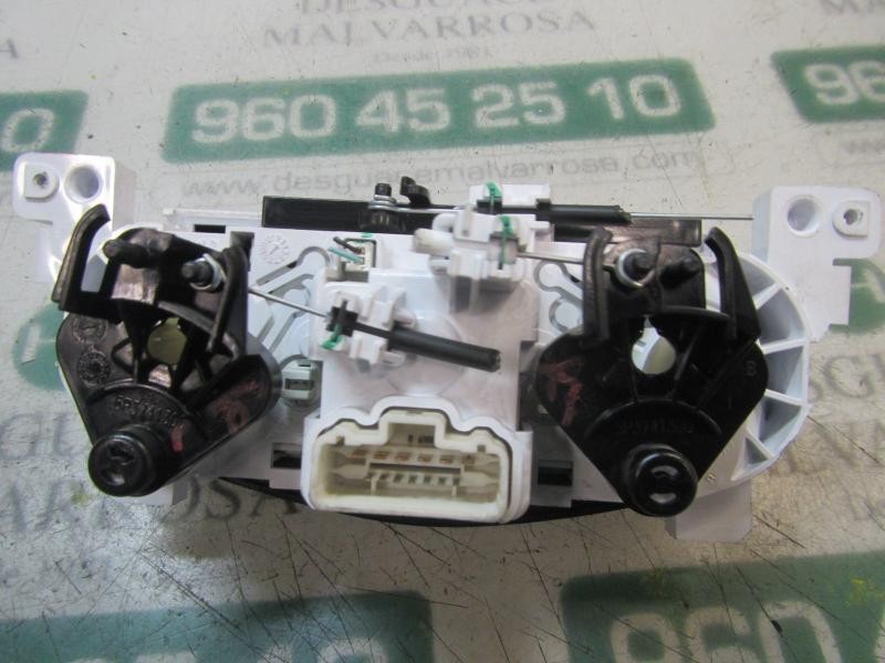 Recambio de mando calefaccion / aire acondicionado para dacia sandero stepway referencia OEM IAM 275102986R A42303400 A42303400