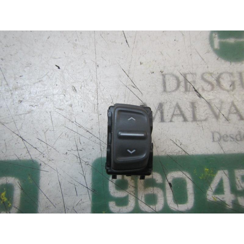 Recambio de mando elevalunas delantero derecho para dacia sandero stepway referencia OEM IAM 254214937R 254214937R 