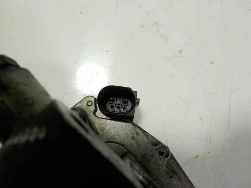 Recambio de caja mariposa para opel insignia berlina 2.0 16v cdti referencia OEM IAM 55564164 55564164 