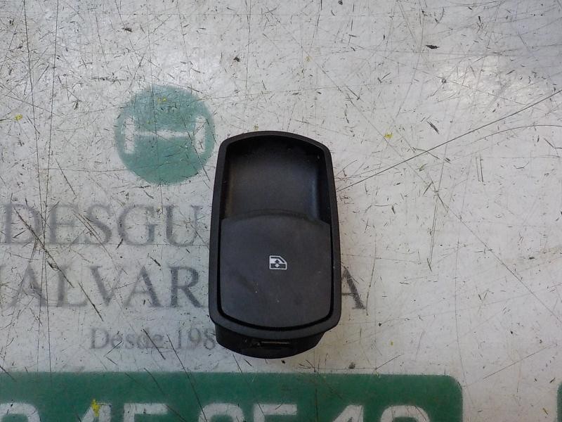 Recambio de mando elevalunas delantero derecho para opel corsa e selective referencia OEM IAM 13430018 13430018 