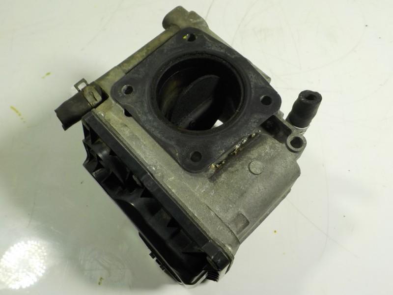 Recambio de caja mariposa para mazda cx-7 (er) style referencia OEM IAM  007200077 