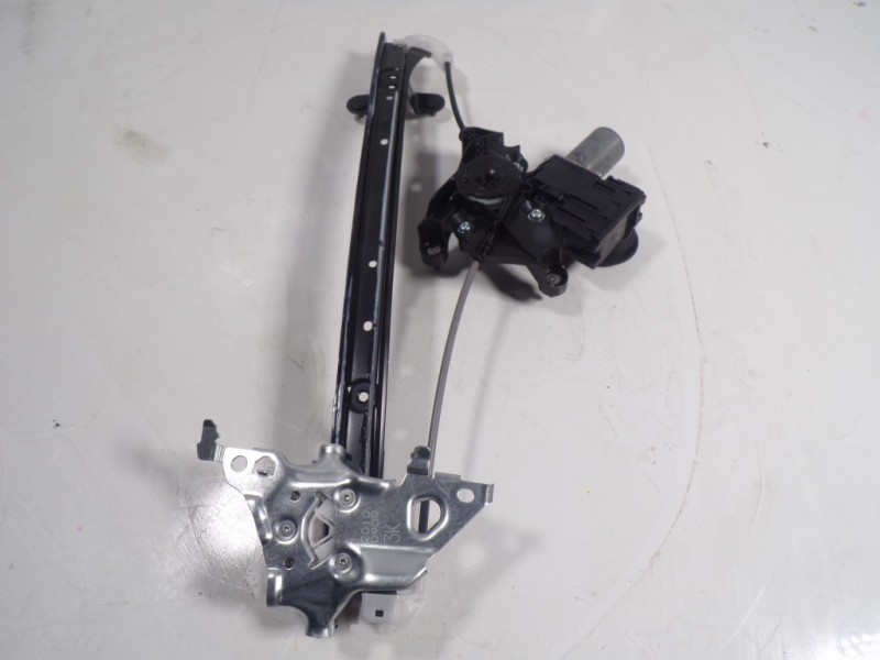 Recambio de elevalunas trasero derecho para lexus ux (za10) 250h referencia OEM IAM 6980376010 8571076030 0620205771