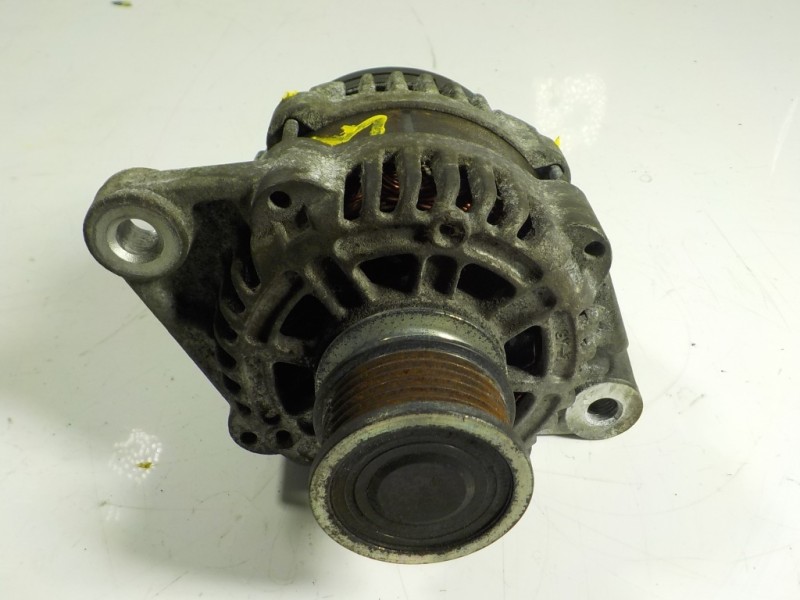 Recambio de alternador para opel insignia berlina cosmo referencia OEM IAM  13502583 