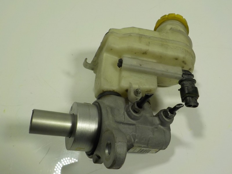Recambio de bomba freno para fiat panda (319) 1.2 cat referencia OEM IAM 77365843  
