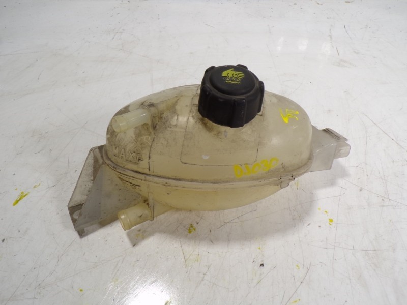 Recambio de deposito expansion para renault master kasten 2.3 dci diesel cat referencia OEM IAM 217100015R  