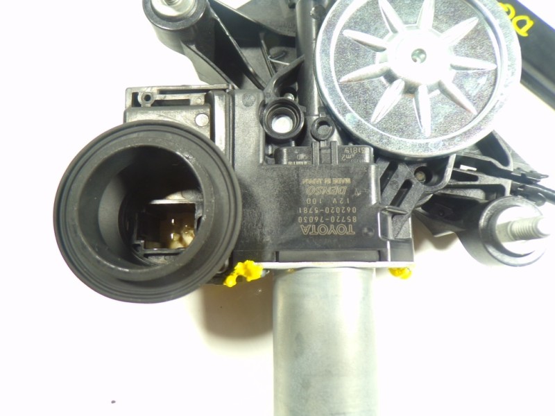 Recambio de elevalunas trasero izquierdo para lexus ux (za10) 250h referencia OEM IAM 6980476010 8572076030 0620205781