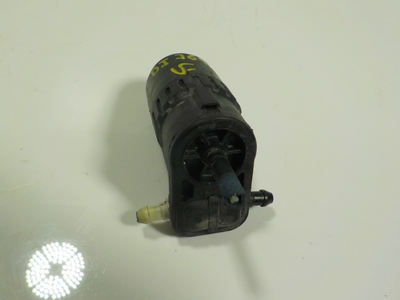 Recambio de bomba limpia para fiat panda (319) 1.2 cat referencia OEM IAM 71740942  