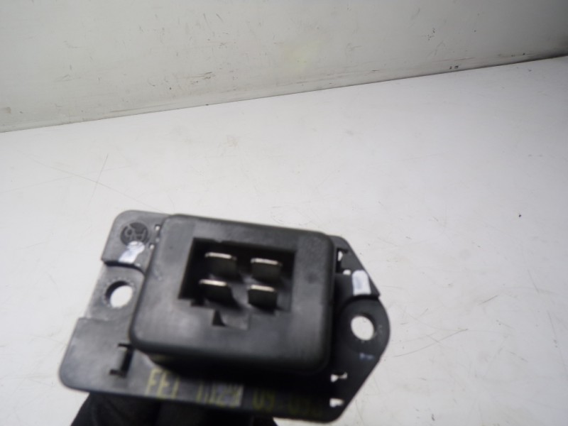 Recambio de resistencia calefaccion para kia rio (yb) 1.0 tgdi cat referencia OEM IAM 97179H8000 1J290909J 