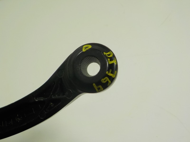 Recambio de brazo limpia delantero derecho para fiat panda (319) 1.2 cat referencia OEM IAM 735538523  