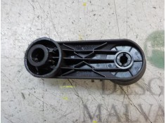 Recambio de maneta elevalunas trasera izquierda para opel corsa e selective referencia OEM IAM 13288655   2