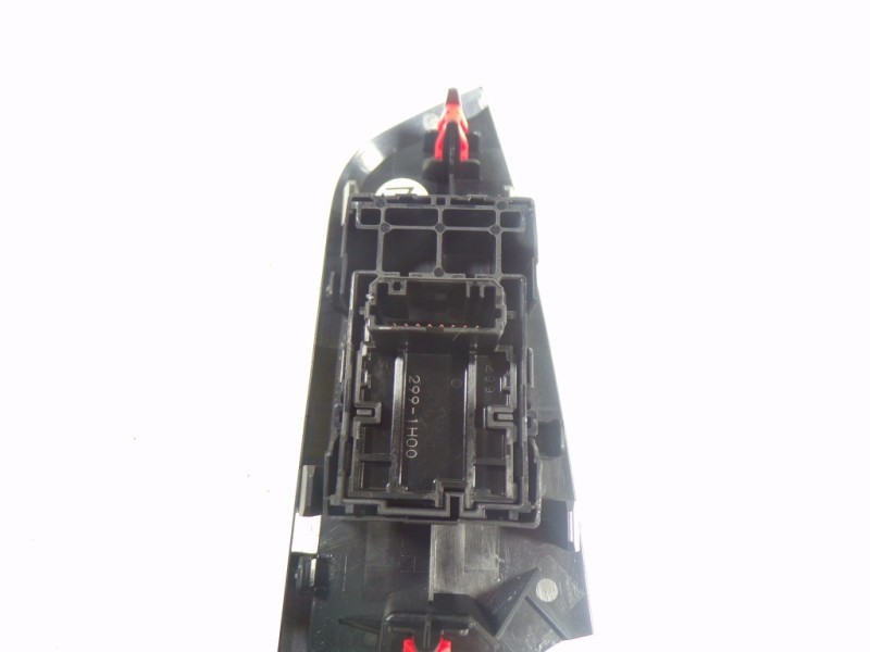 Recambio de mando elevalunas trasero izquierdo para lexus ux (za10) 250h referencia OEM IAM 8481033140 2991H00 2991H00