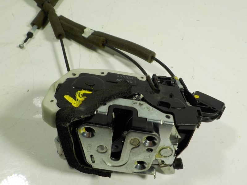 Recambio de cerradura puerta delantera izquierda para nissan micra (k13) 1.2 cat referencia OEM IAM 805011HD1B T7213420 T7213420