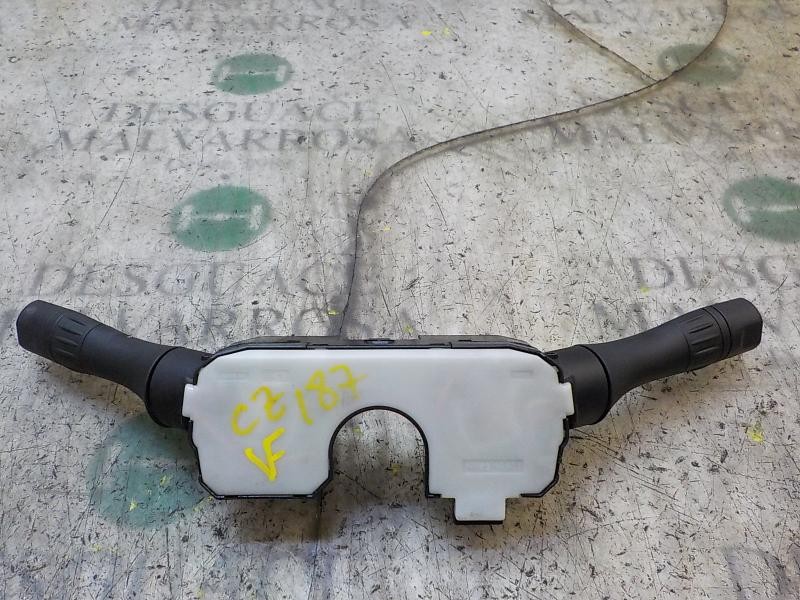 Recambio de mando luces para renault fluence dynamique referencia OEM IAM 255670040R  