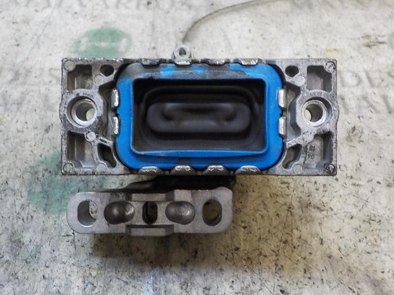 Recambio de soporte motor derecho para seat altea (5p1) 1.9 tdi referencia OEM IAM 1K0199262AS  