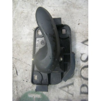 MANETA INTERIOR DELANTERA IZQUIERDA 735268773 