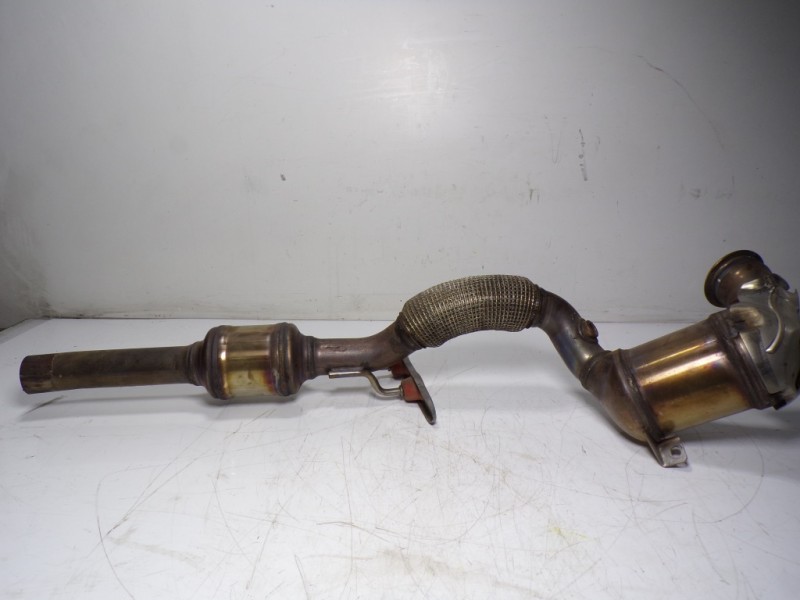 Recambio de catalizador para volkswagen t-roc 1.5 16v tsi act referencia OEM IAM 5Q0254504MX 5Q0131703BA 