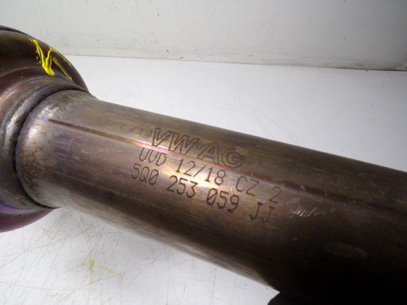 Recambio de catalizador para volkswagen t-roc 1.5 16v tsi act referencia OEM IAM 5Q0254504MX 5Q0131703BA 