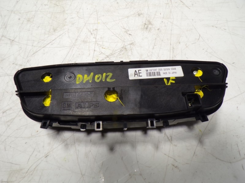 Recambio de mando climatizador para opel insignia berlina 2.0 16v cdti referencia OEM IAM 13273097 13273097 