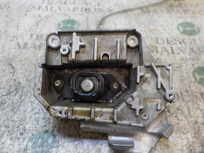 Recambio de soporte cambio para renault clio iii 1.2 16v referencia OEM IAM   