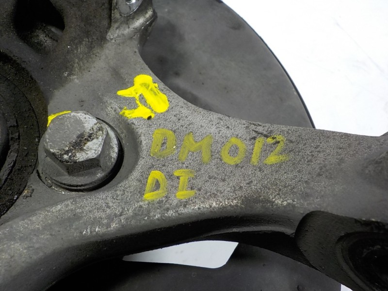 Recambio de mangueta delantera izquierda para opel insignia berlina 2.0 16v cdti referencia OEM IAM 13219080  13507374