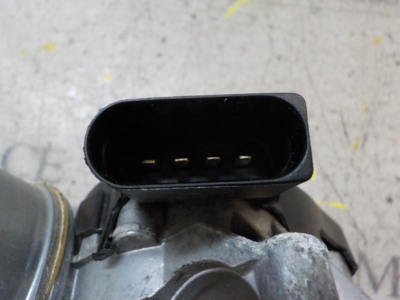 Recambio de motor limpia delantero para opel corsa e selective referencia OEM IAM 13432685 13432685 