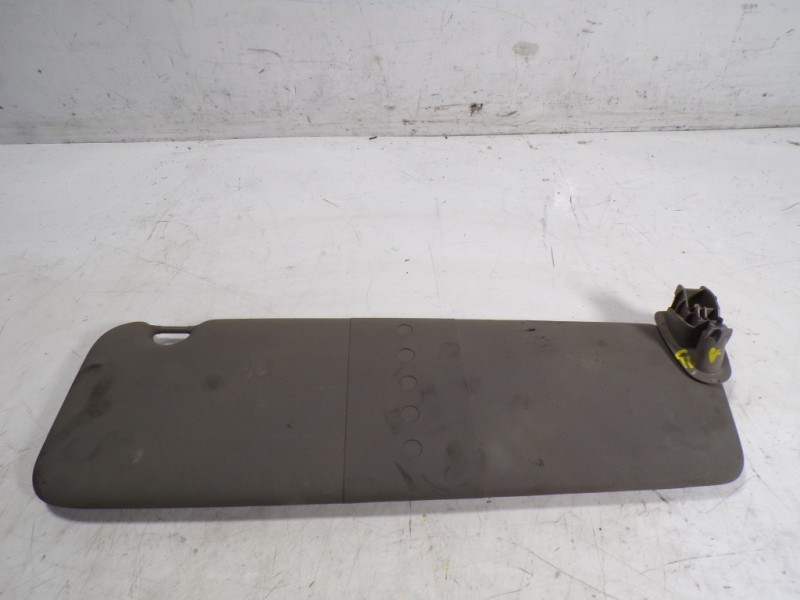 Recambio de parasol derecho para renault master kasten 2.3 dci diesel cat referencia OEM IAM 964005813R  