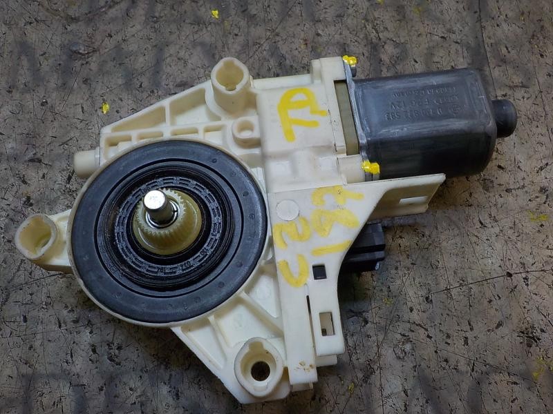 Recambio de motor elevalunas trasero derecho para renault fluence dynamique referencia OEM IAM 827200016R 827310013R 