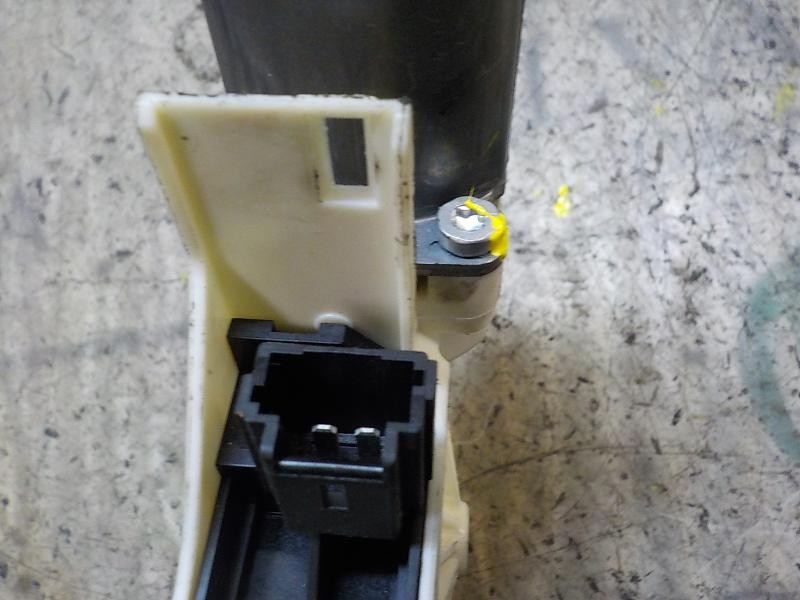 Recambio de motor elevalunas trasero derecho para renault fluence dynamique referencia OEM IAM 827200016R 827310013R 