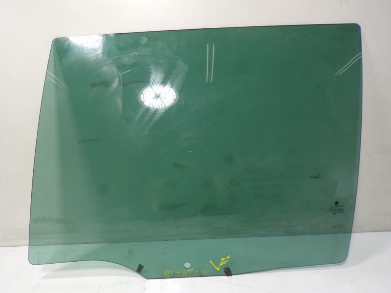 Recambio de cristal puerta trasero izquierdo para skoda octavia combi (nx5) 2.0 tdi referencia OEM IAM 5E9845205D  