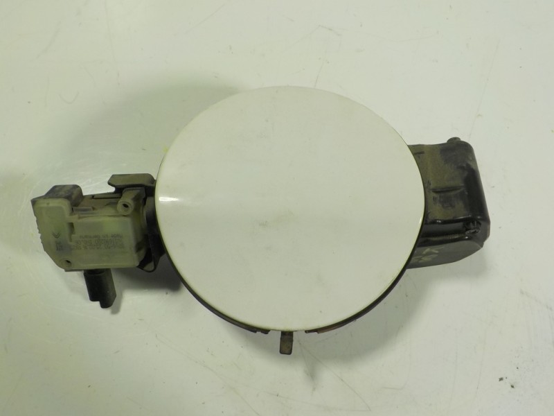 Recambio de tapa combustible para citroën c4 lim. 1.6 blue-hdi fap referencia OEM IAM 1517J1  