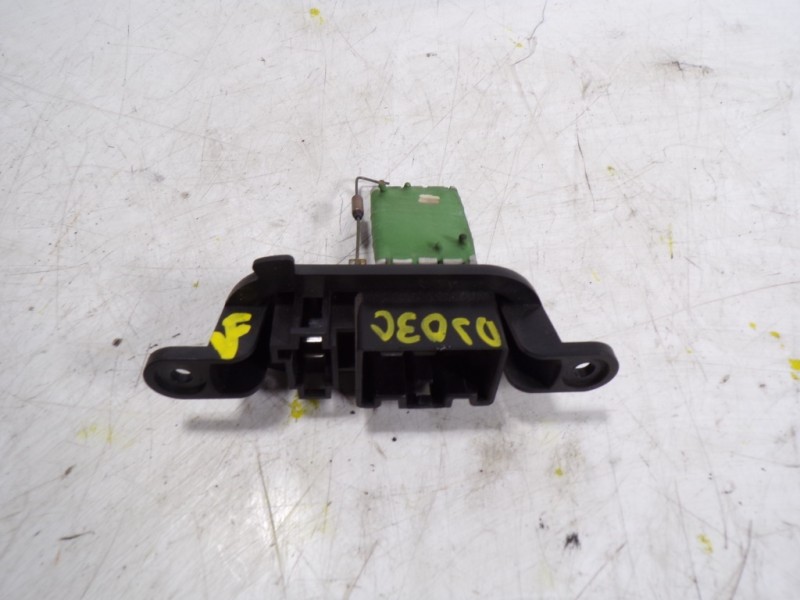 Recambio de resistencia calefaccion para renault master kasten 2.3 dci diesel cat referencia OEM IAM 271500889R  
