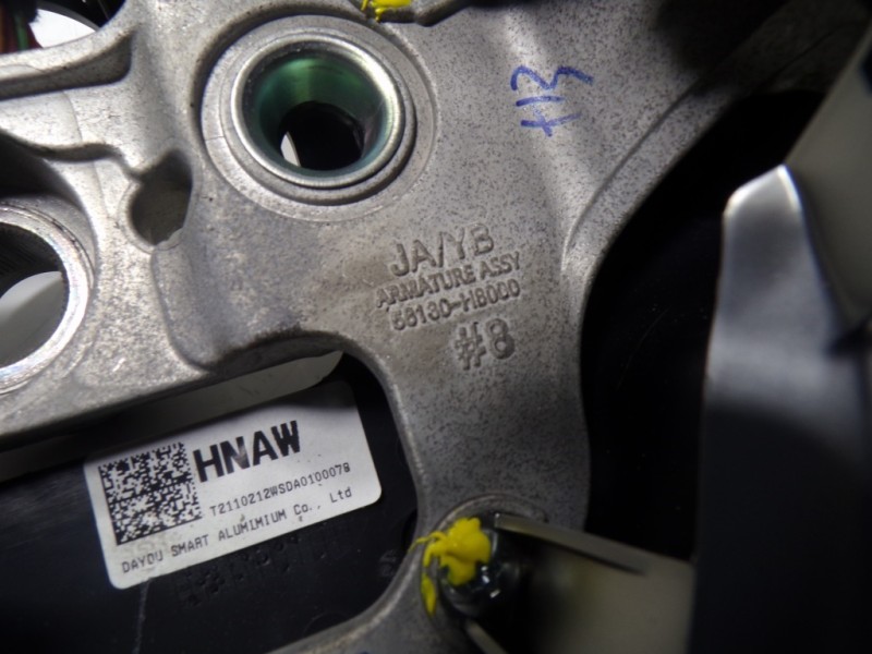 Recambio de volante para kia rio (yb) 1.0 tgdi cat referencia OEM IAM 56100H8NA0WK 58130H8000 56111H8100WK