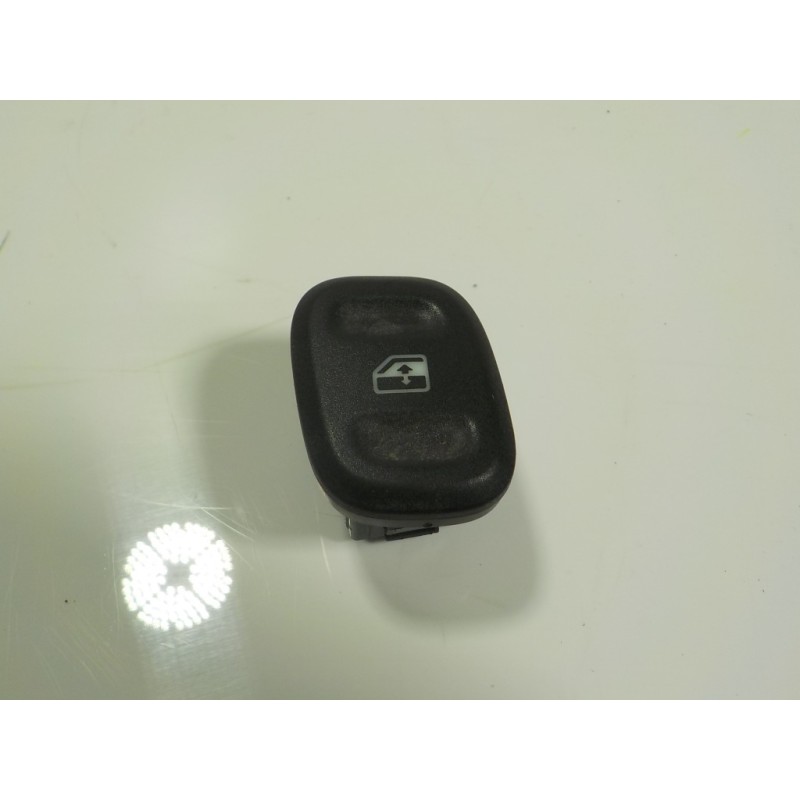 Recambio de mando elevalunas delantero izquierdo para fiat panda (319) 1.2 cat referencia OEM IAM 735536759 30170546S 