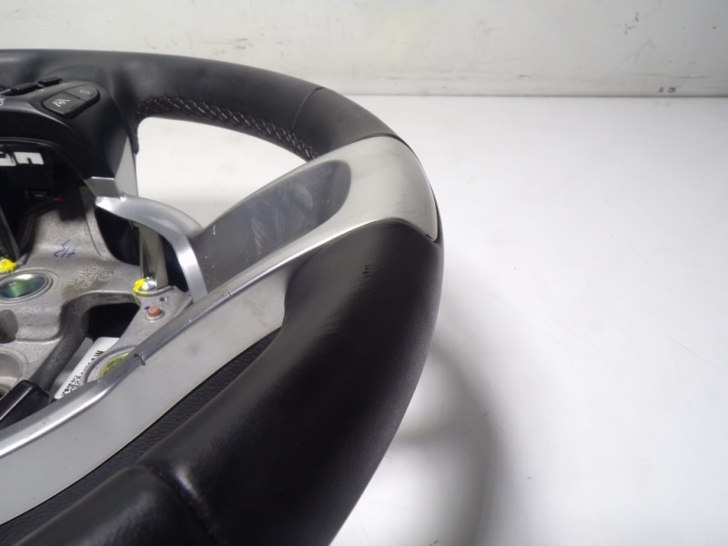 Recambio de volante para kia rio (yb) 1.0 tgdi cat referencia OEM IAM 56100H8NA0WK 58130H8000 56111H8100WK